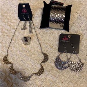 Silver jewelry set